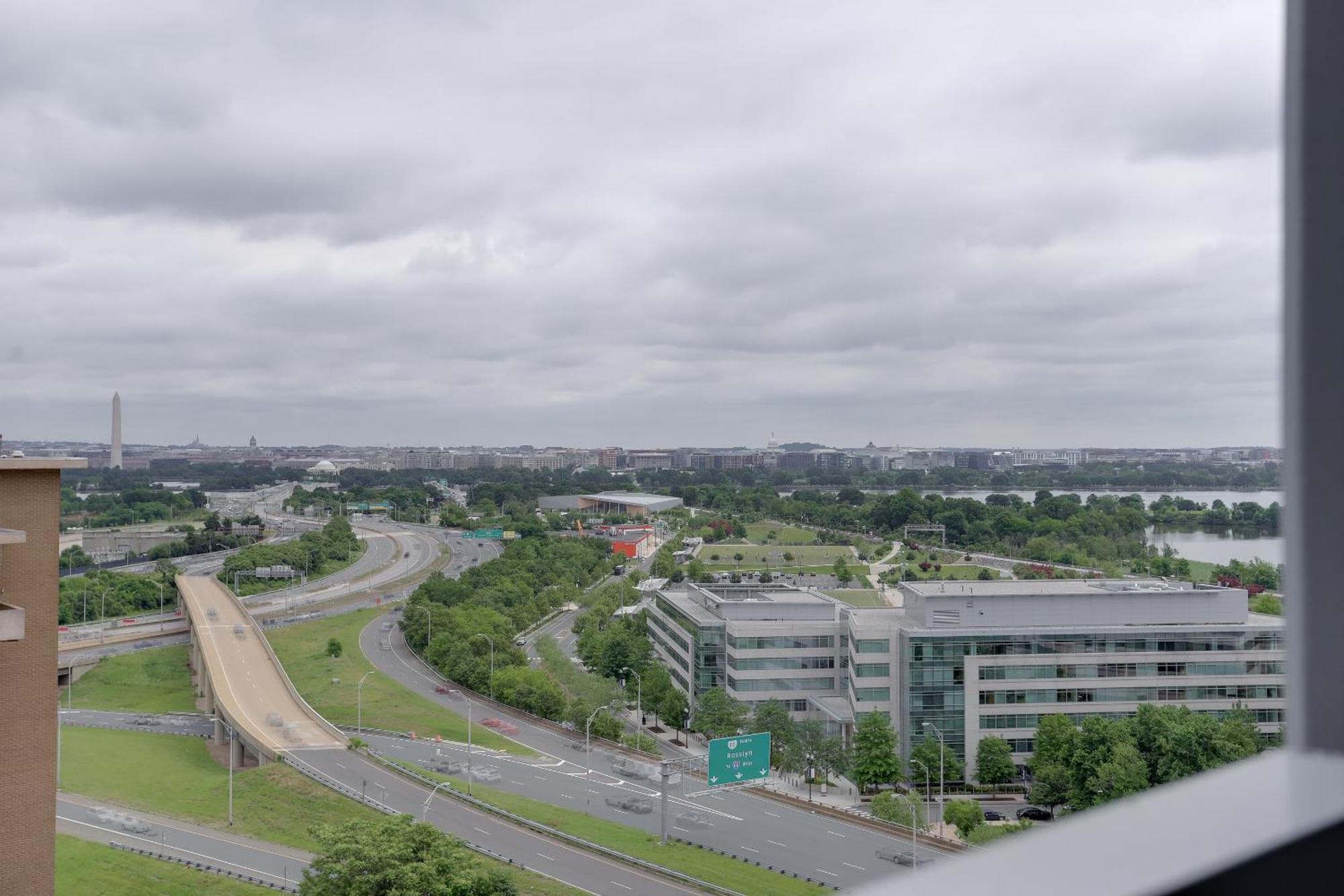 Unique Apartment In A Great Pentagon City Location Арлінгтон Екстер'єр фото
